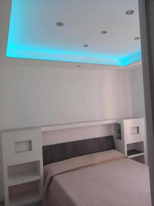 Chromotherapy Flat Монсеррато Экстерьер фото